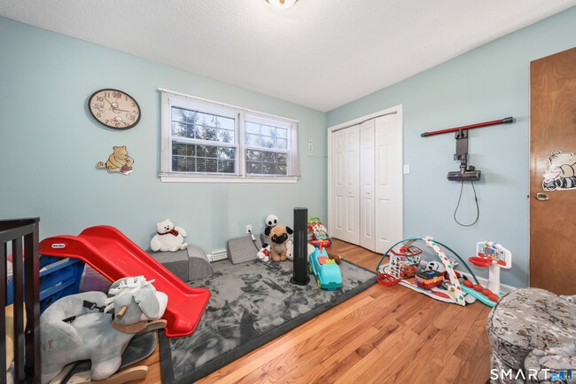 Building Photo - 41 Trout Brook Dr