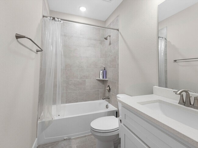 Building Photo - 16011 Mason Run Dr