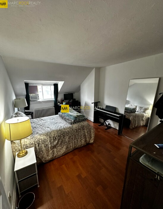 Building Photo - 456 Beacon St