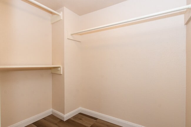 Building Photo - 2110 Wilcrest Dr