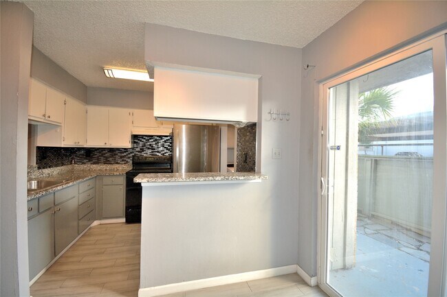 Building Photo - 260 El Dorado Blvd
