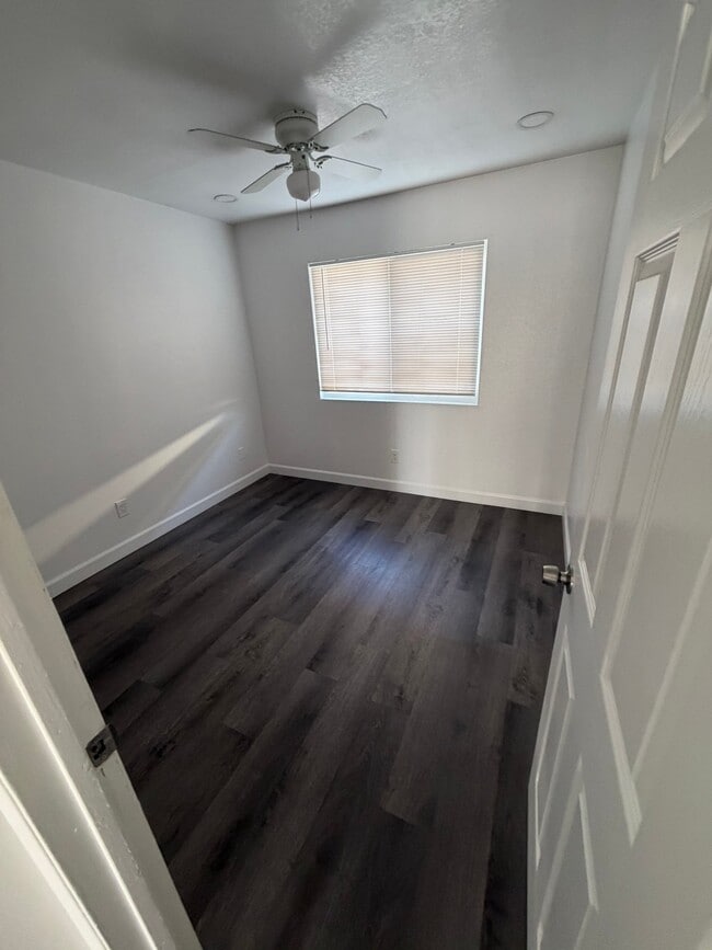 Building Photo - 8758 Lomita Dr
