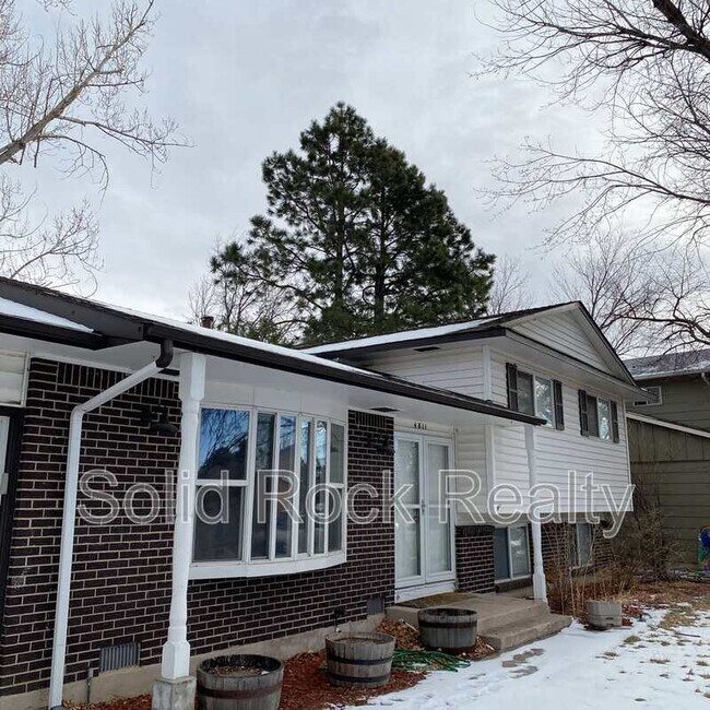 Primary Photo - 4811 Villa Cir