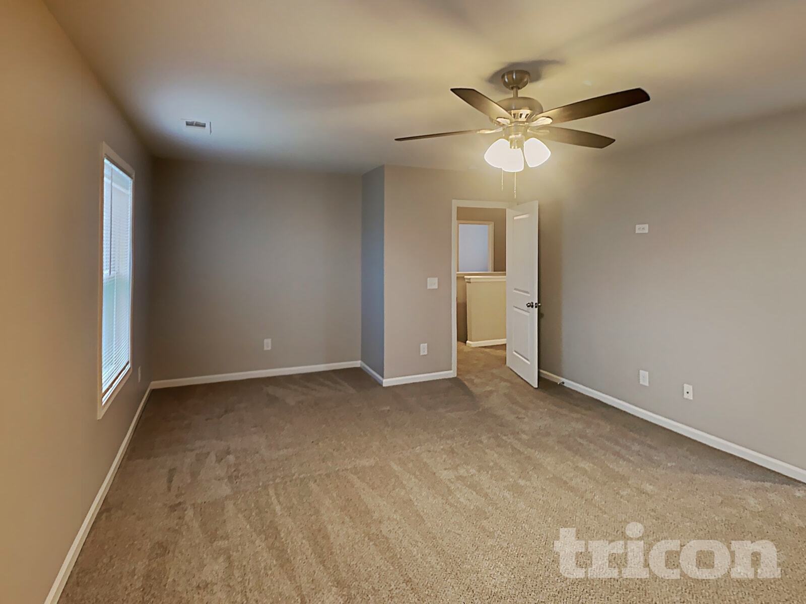 Building Photo - 919 Dovefield Ln