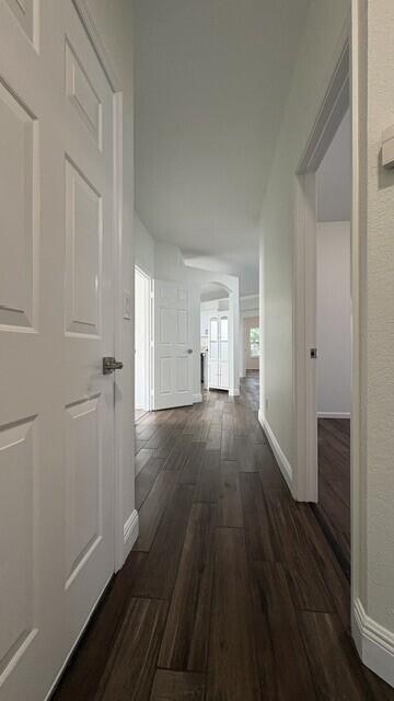 Building Photo - 4967 Pelican Manor