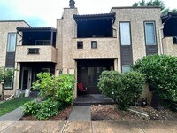 Building Photo - Spacious North Boulder Townhome