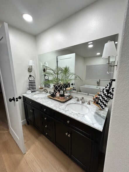 Primary Bathroom - 1728 Santa Ana Ave