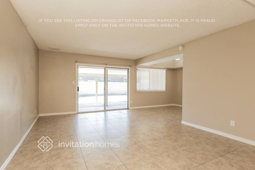 Building Photo - 7525 W Pinchot Ave