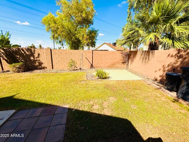 Building Photo - 3463 N Verano Ct