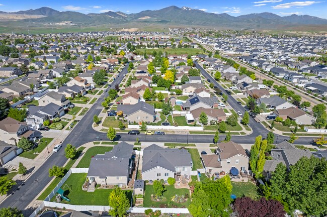 Building Photo - 8259 6555 W