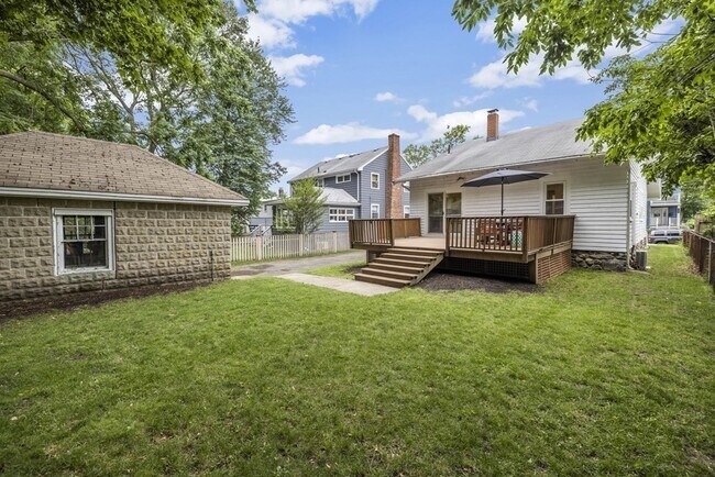 Building Photo - 107 Ronald Rd