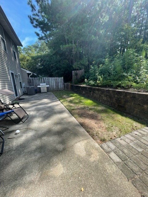 Building Photo - 543 Rocky Ridge Dr