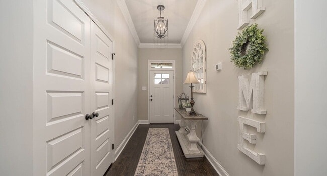 Building Photo - "Exquisite 4-Bedroom Home in Hazel Green with Granite Finishes & Cozy Fireplace!"