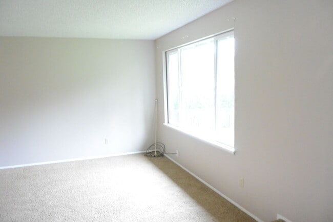 Building Photo - 1307 NW 119th St