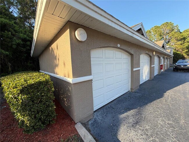 Building Photo - 3735 Conroy Rd