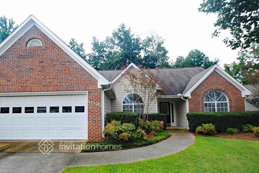 Primary Photo - 4740 Cambridge Park Ct NW