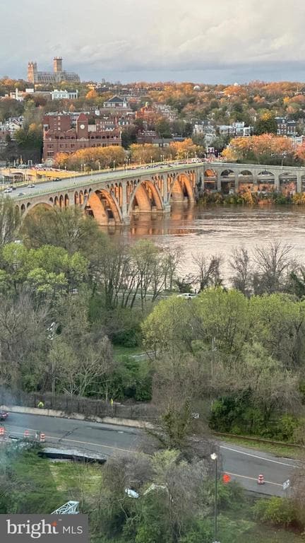 Building Photo - 1111 19th St N