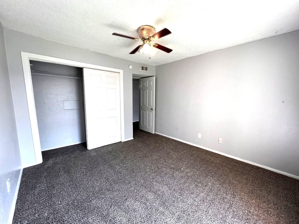 Building Photo - 324 Arborview Dr