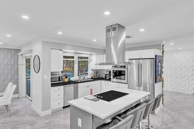 Building Photo - 2191 SW 27th Ln