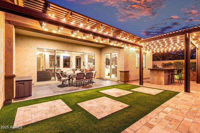 Building Photo - 20176 E Nighthawk Way