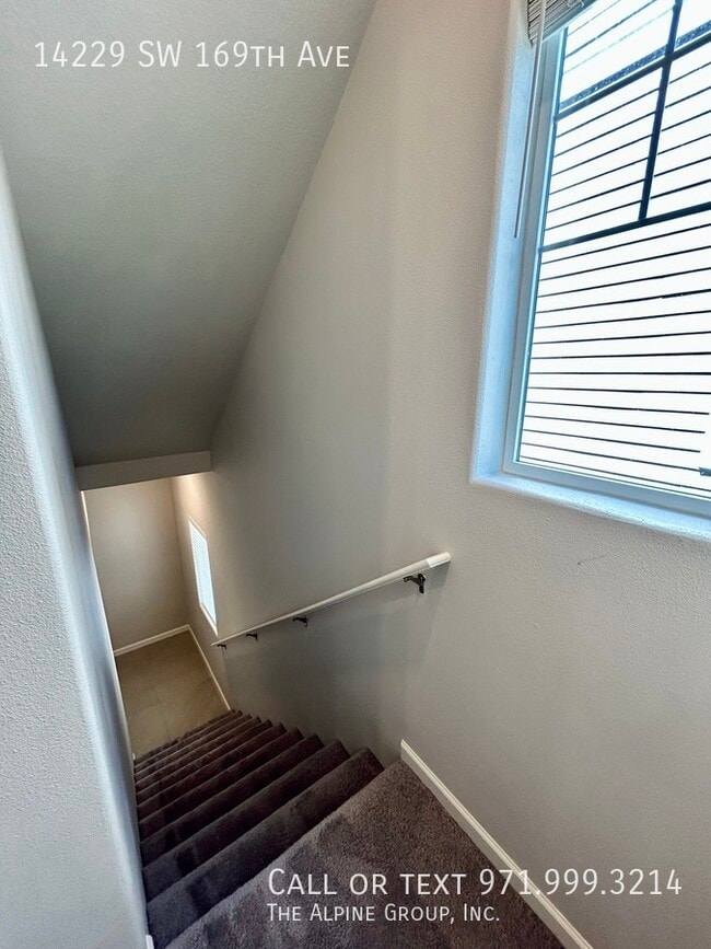 Building Photo - 14229 SW 169th Ave