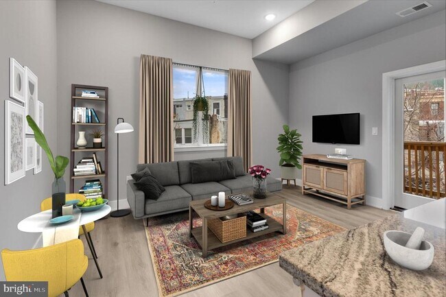 Building Photo - 2119 N Front St