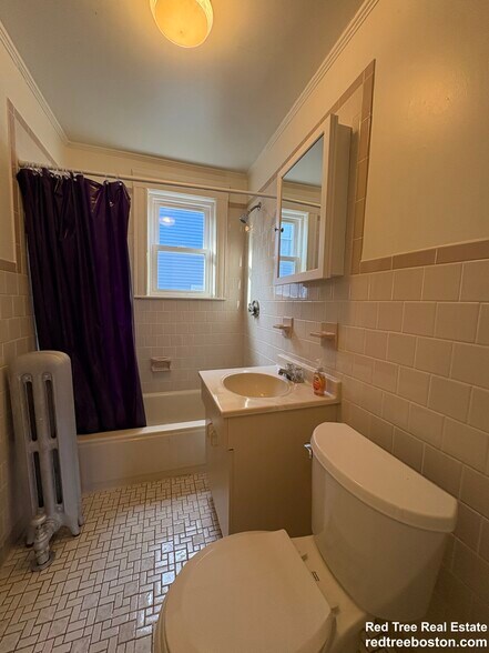 Building Photo - 155-157 Hillside St. Unit 1