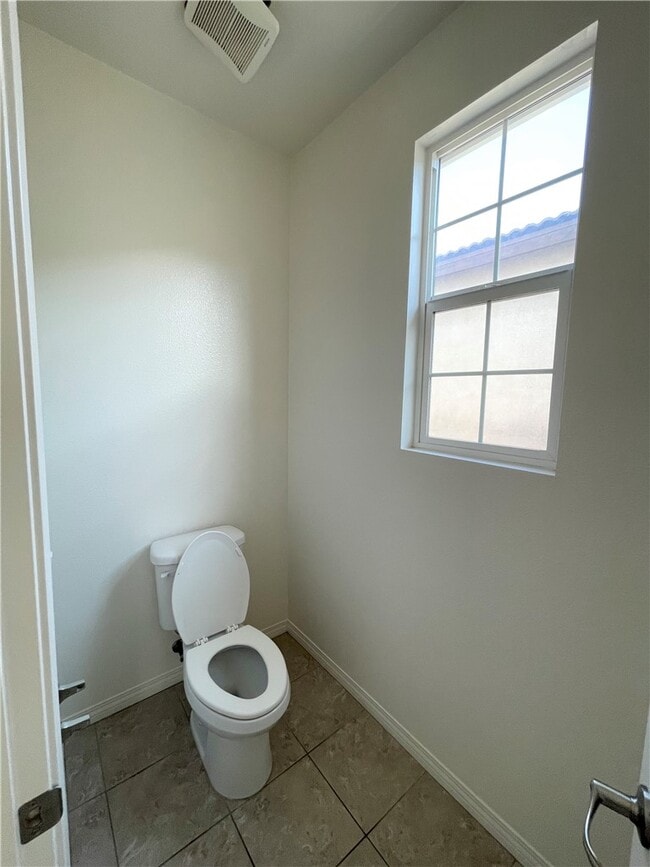 Building Photo - 2915 S Via Belamaria