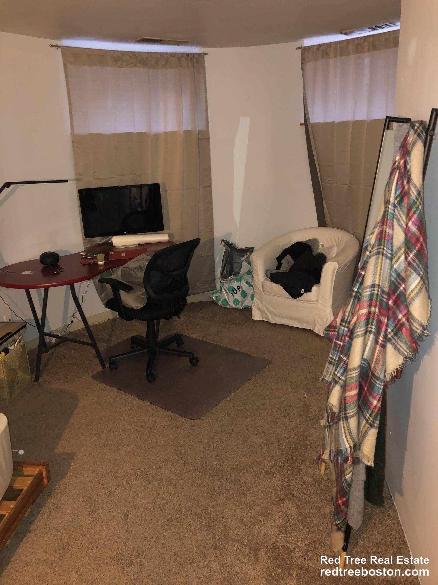 Building Photo - 103 Gainsborough St