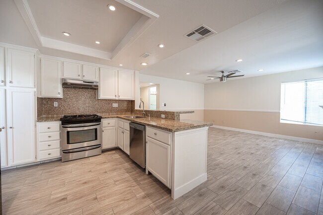 Building Photo - 1416 Grey Hunter Dr