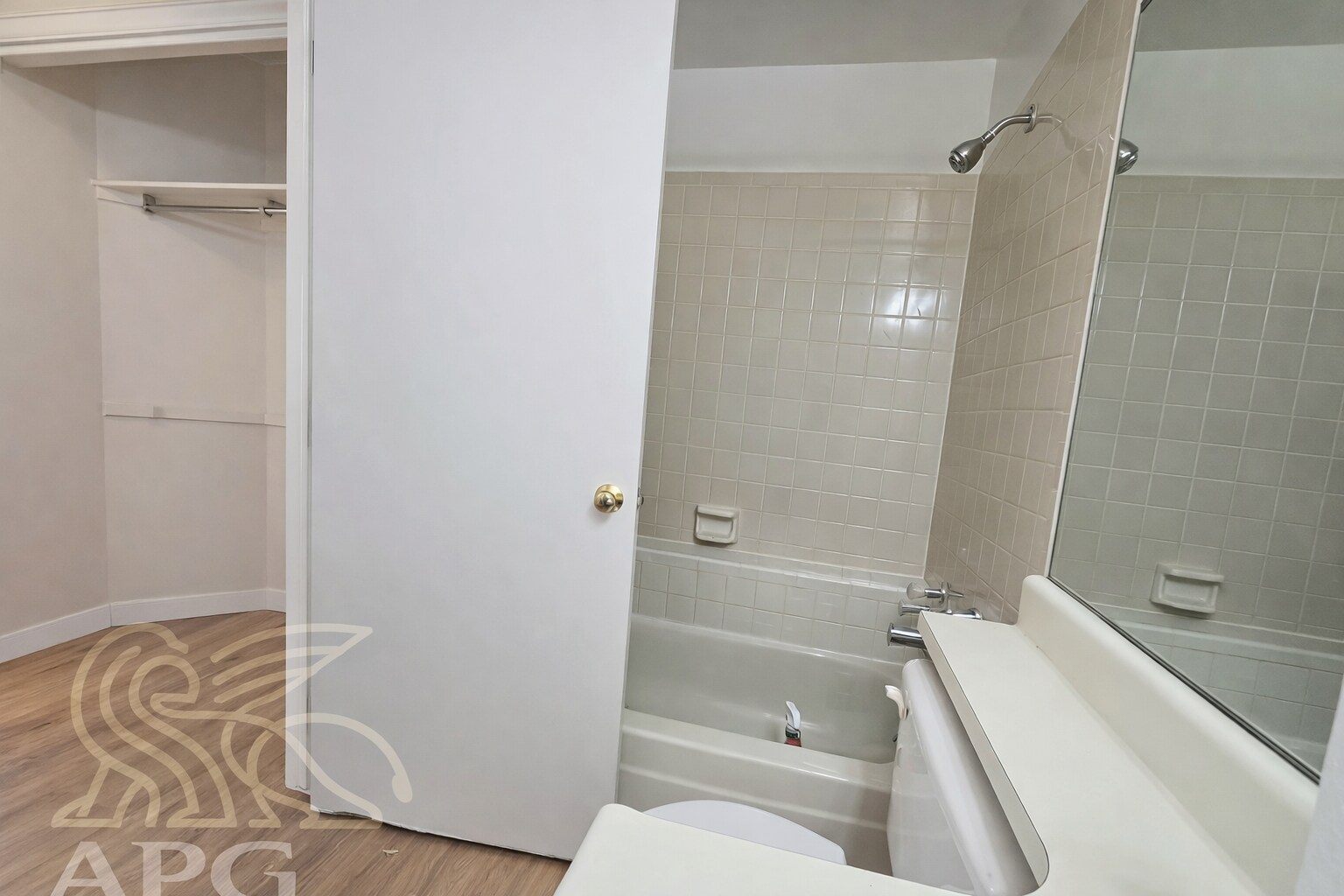 Building Photo - 1070 Acapulco Ct