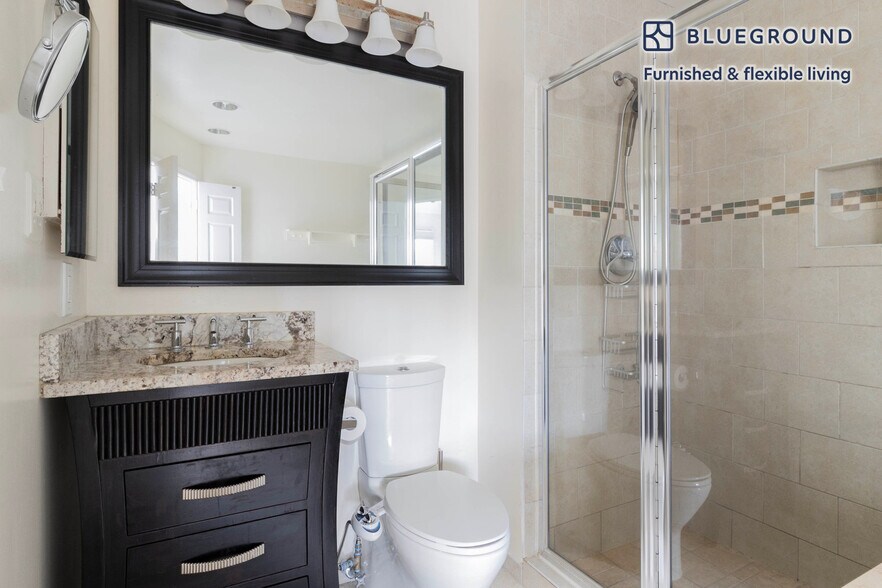 Building Photo - 6566 Zoysia Ct