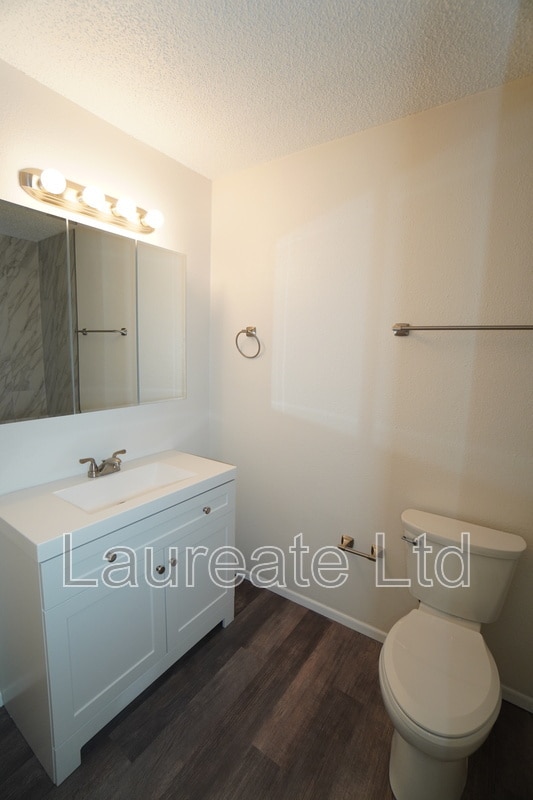 Building Photo - 7260 S Gaylord St