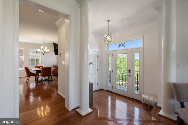 Building Photo - 500 Overlook Park Dr