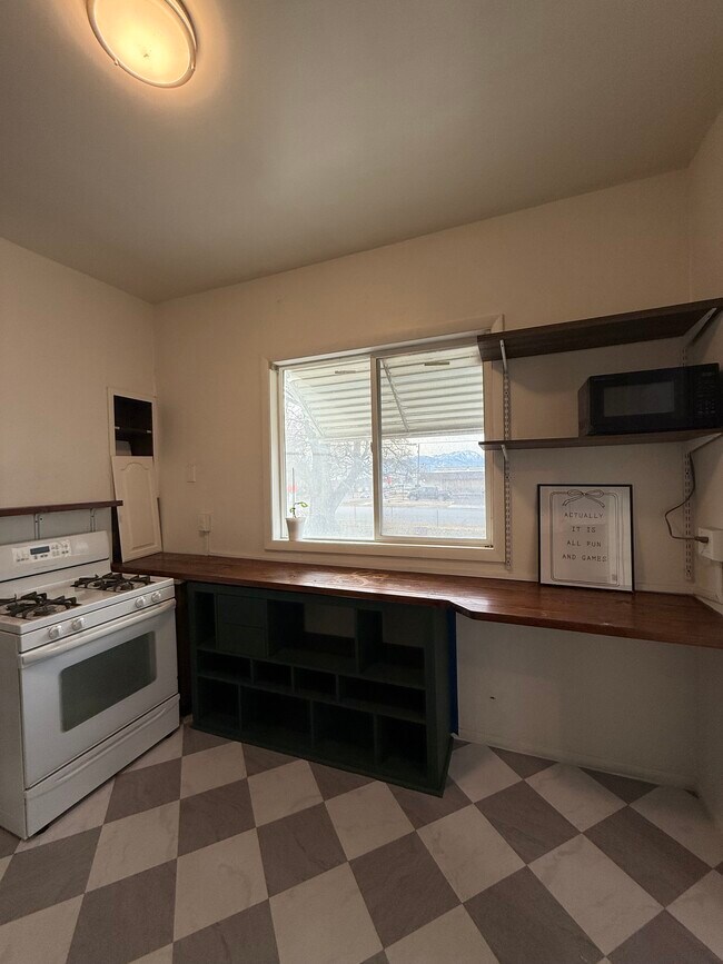 Building Photo - 478 S 100 E