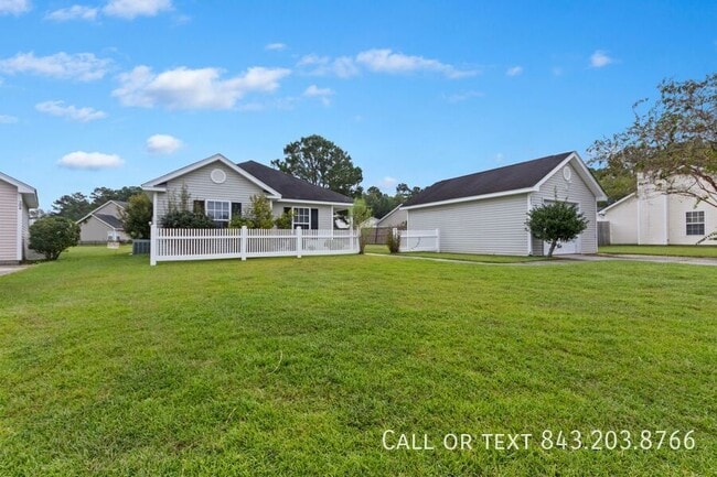 Building Photo - 202 Saturn Ct