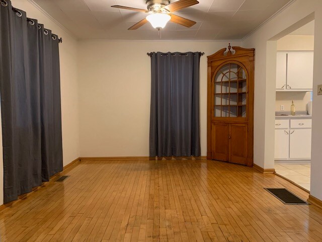 Dinning Rm - 807 Bayshore Dr