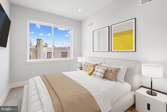 Building Photo - 713 S 58th St