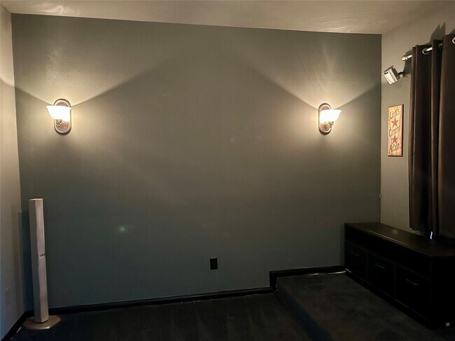 Building Photo - 9102 Rolling Rapids Rd