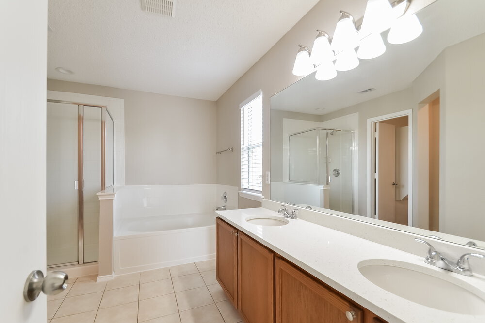 Building Photo - 4300 Sonoma Dr