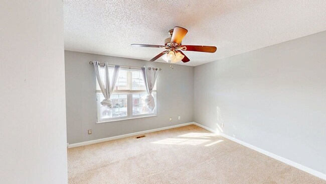 Building Photo - 2002 Jasper Ln