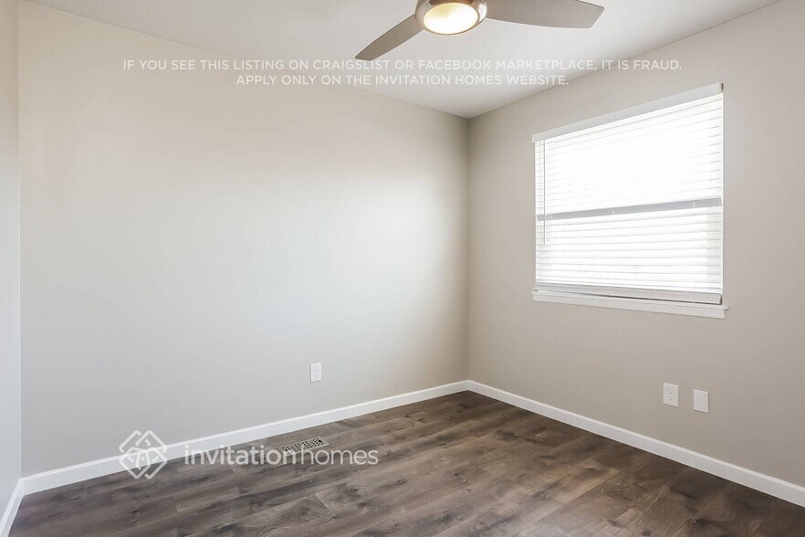 Building Photo - 4794 S Pagosa Cir