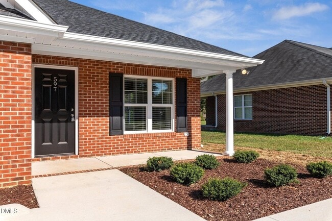 Building Photo - 597 Pendergraft Rd