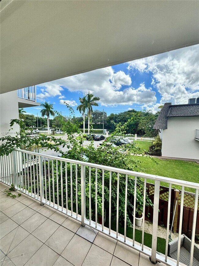 Building Photo - 8475 SW 94th St