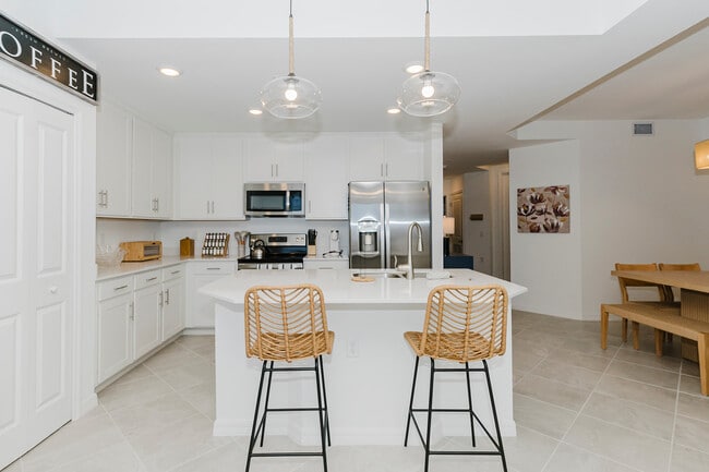 Building Photo - 5651 Double Eagle Cir