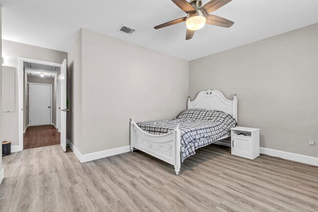 Building Photo - 3511 Arbor Pl