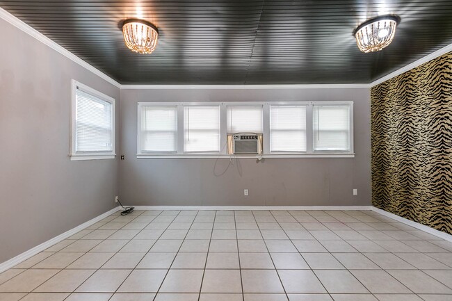Building Photo - NOW AVAILABLE - Santa Rita Charmer w/ Deta...