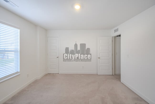 Building Photo - 7316 Sayers Rd