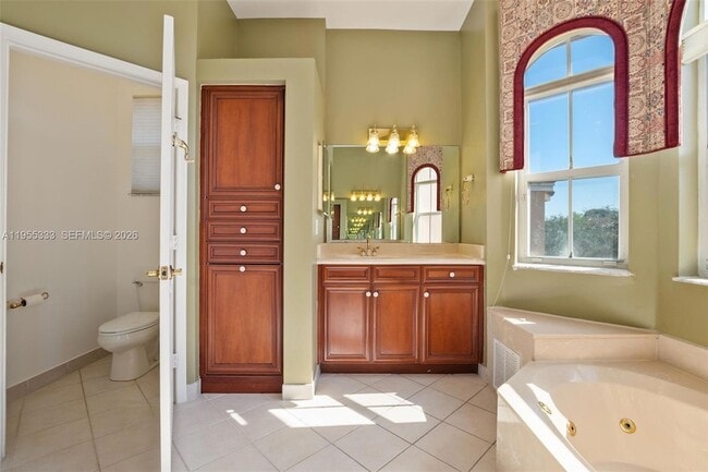 Building Photo - 16301 SW 49th Ct