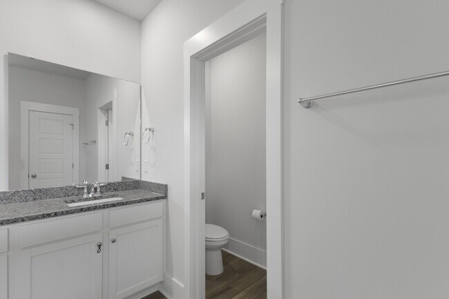 Building Photo - Spacious 4 Bedroom Home in Blake Farm